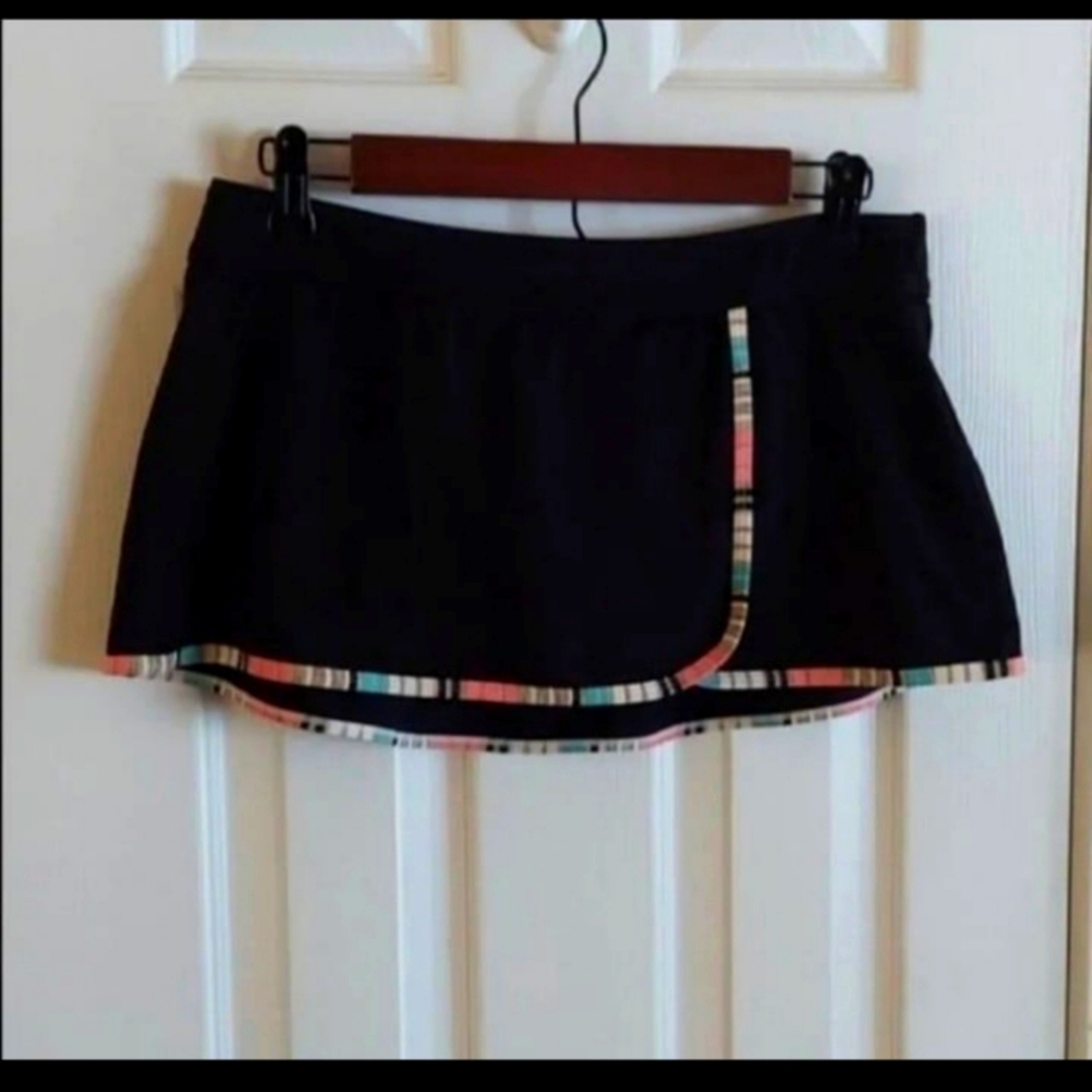 LIKE NEW! Captiva Short Swimsuit Skirt Size M/L 29" Black